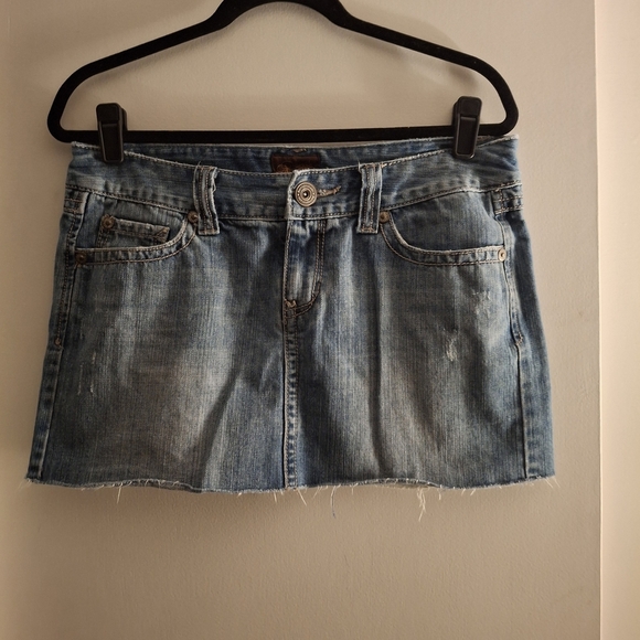 Aeropostale Women's Blue Distressed Denim Mini Skirt Casual Style - Picture 1 of 5